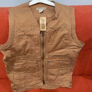 NWT Duluth Trading vest